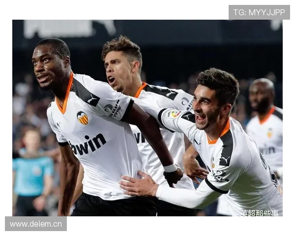 瓦伦西亚财政危机长期影响已逐步反映,对球队竞争力与稳定性形成制约 瓦伦西亚财政危机长期影响已逐步反映,对球队竞争力与稳定性形成制约